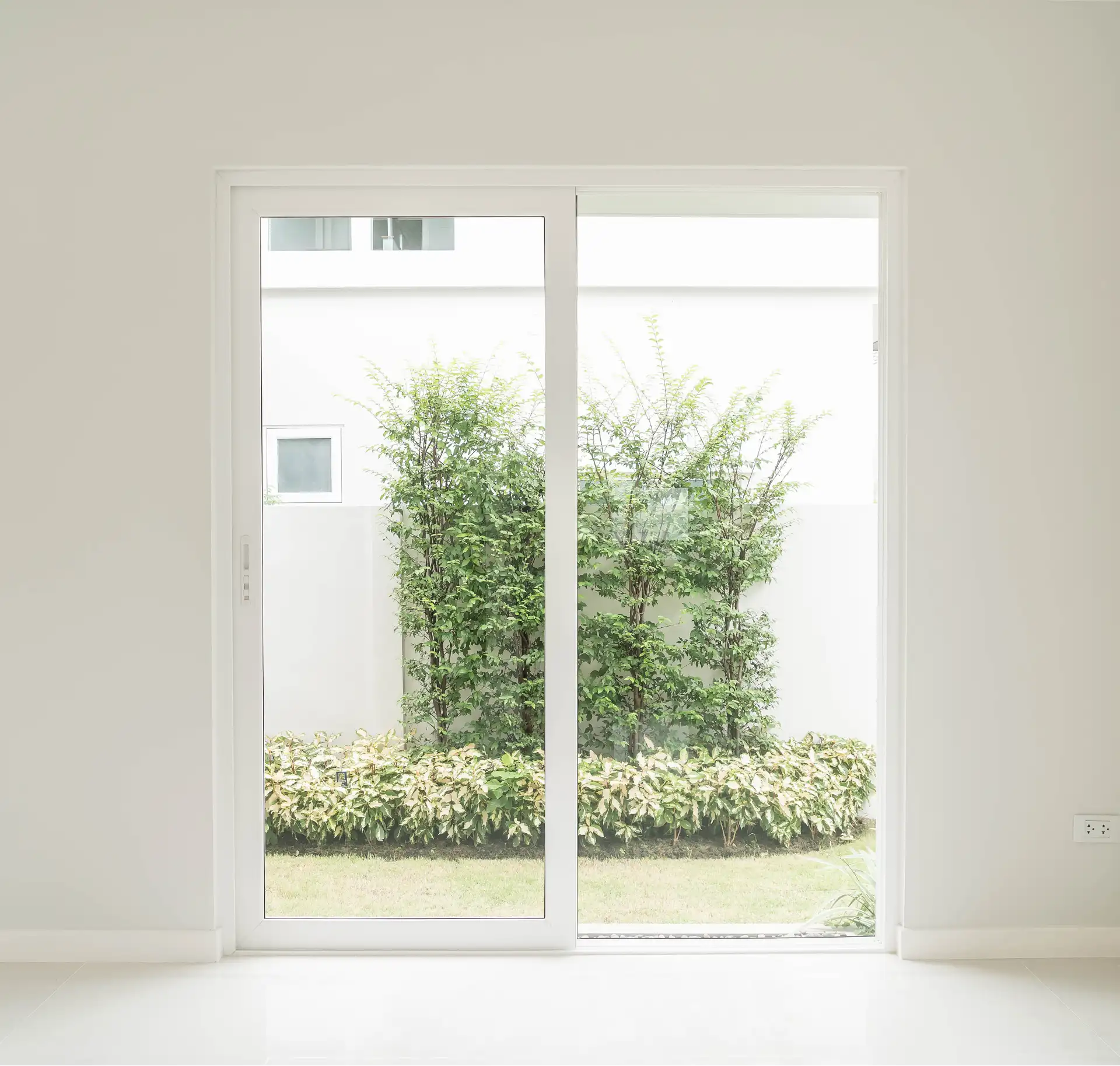 Sliding Door